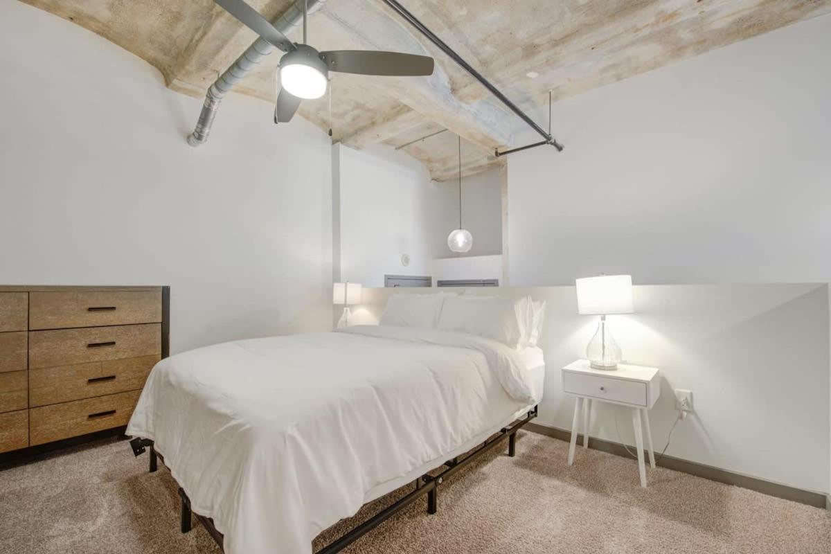 2Br 2Ba Spacious Historic Loft With Gym By Envitae Kansas City Eksteriør billede