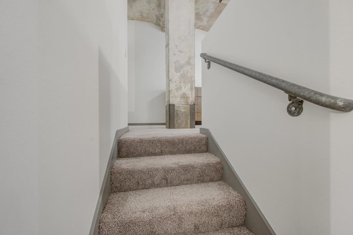 2Br 2Ba Spacious Historic Loft With Gym By Envitae Kansas City Eksteriør billede